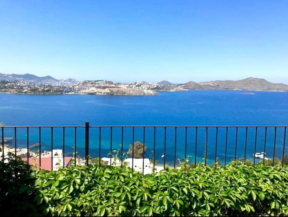 Breathtaking Sea View With A Peaceful Garden Apartament *